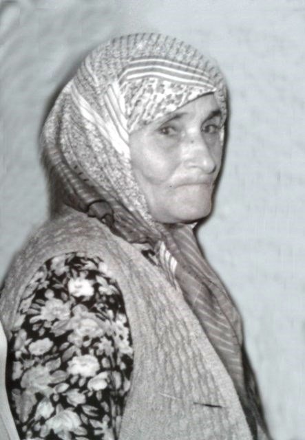 Ese Fatma Özcan (Tıraş) Maho esi-Türkören
